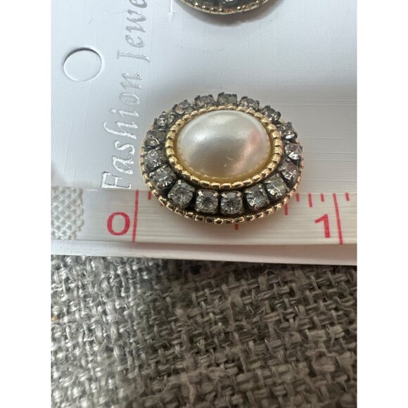 Vintage Style Faux Pearl & Rhinestone Stud Earrings Womens Fashion Jewelry - Picture 3 of 3